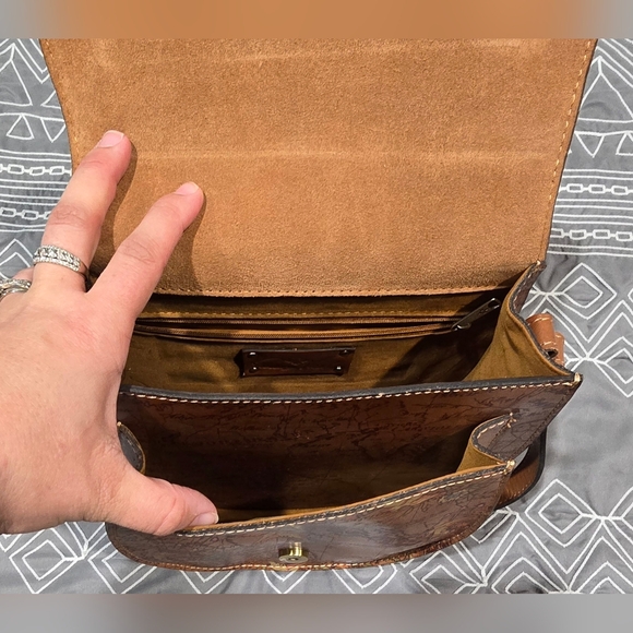 SOLD!!!!! Patricia Nash Leather Crossbody Medium Saddle Bag - Picture 8 of 11